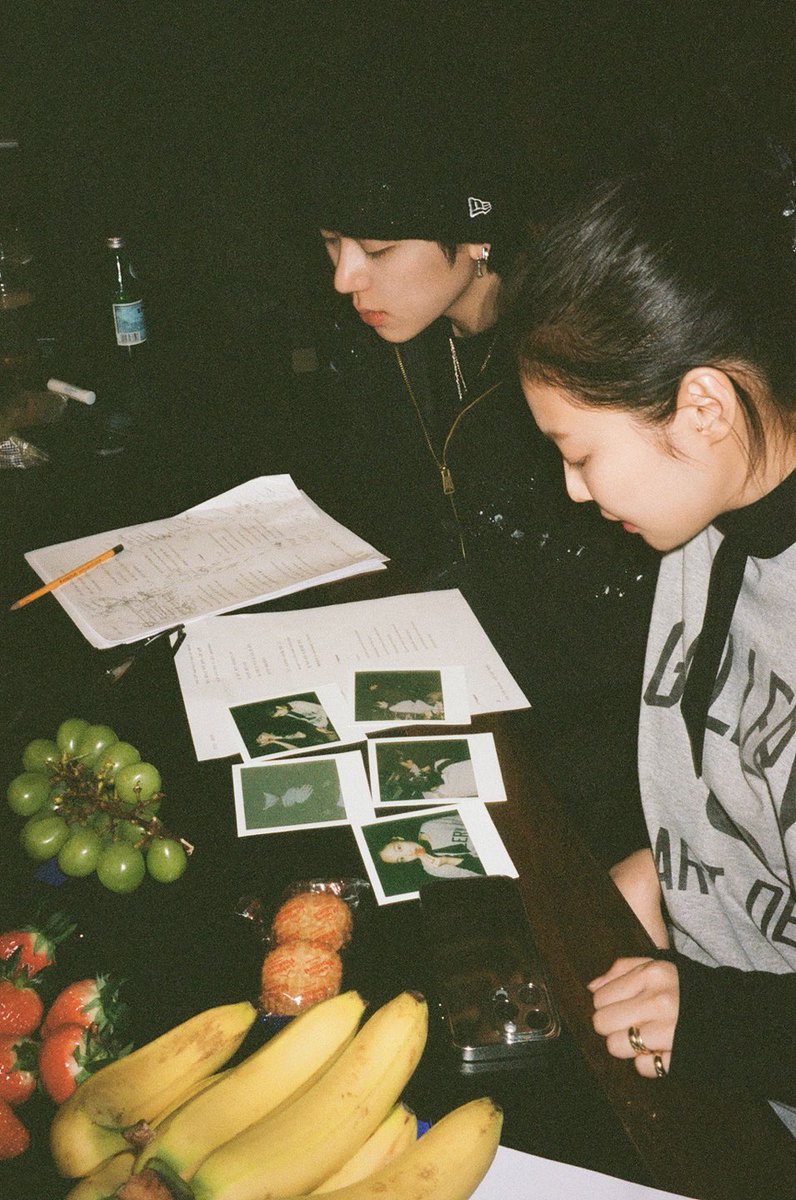 viraltakes's tweet photo. ‘SPOT' by Zico with JENNIE will be released on April 26th. https://t.co/nrusxHl8bJ