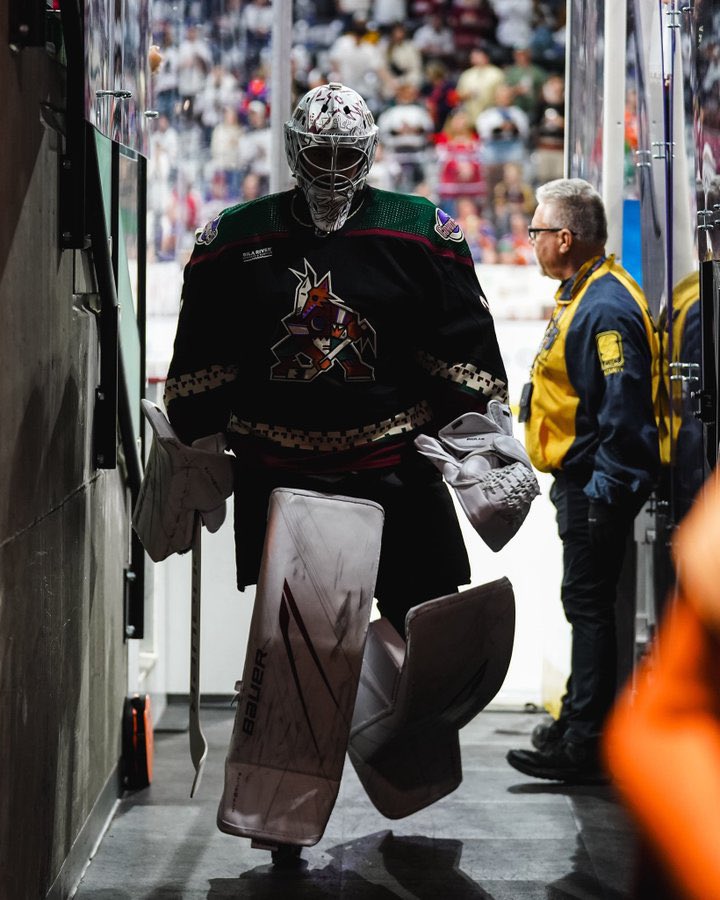 EvilAUSTIN's tweet photo. Third and last period https://t.co/QfhNKPF2AT