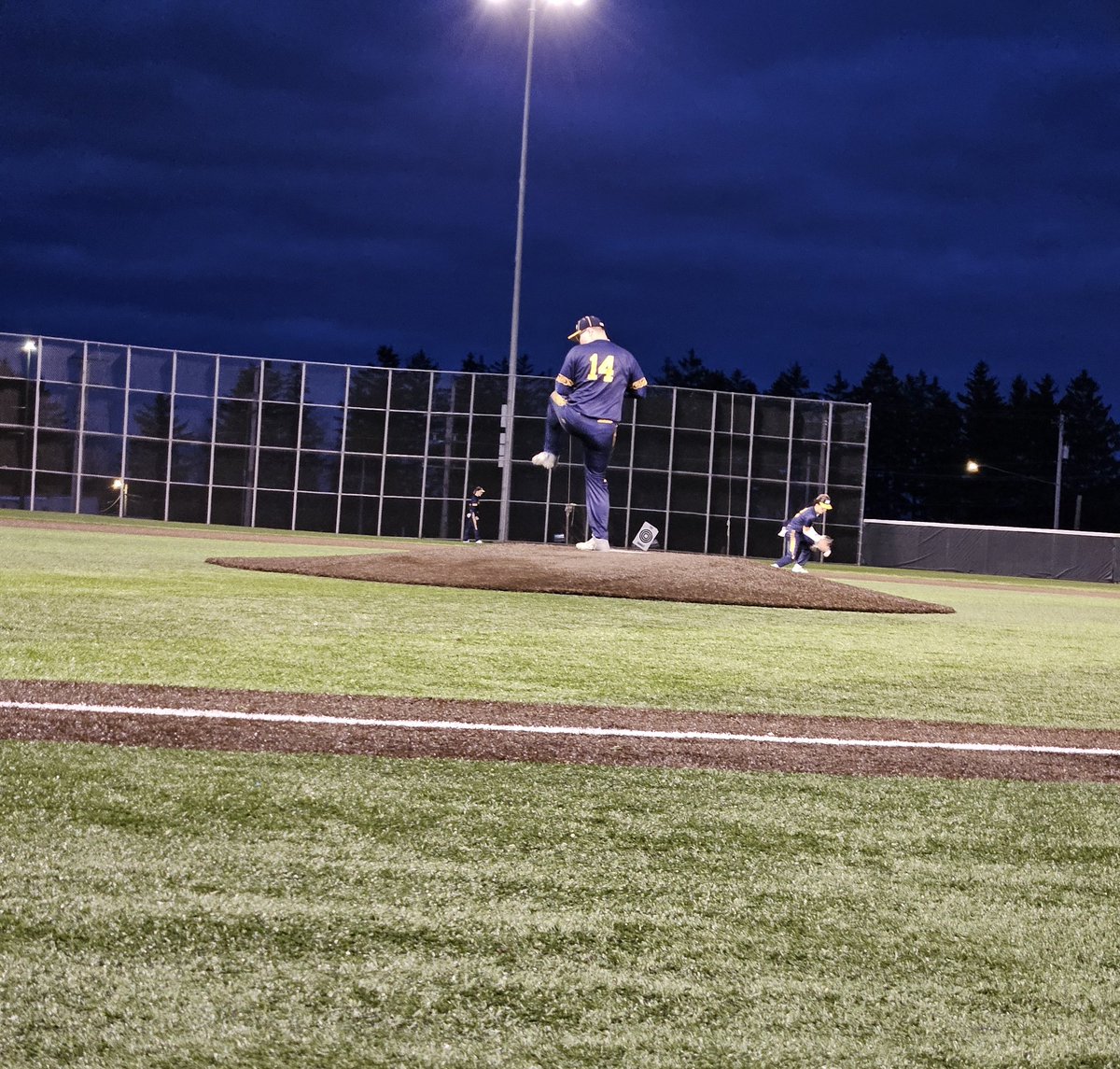 EthanjEdgar's tweet image. First dub of the season. 7ks on the mound. 2 run triple at the plate. Great team effort. Proud of the way we fought. Back at it tomorrow. #piusxi #pitchersrake