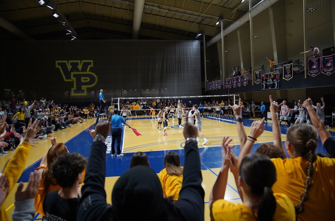CoachSattzVB's tweet photo. ELECTRIC! ⚡️
Thank you #StatesmenNation for coming out to support our last time playing in the Penn Activity Center this season. Proud of our guys and the work they have put in to get to this point. More to get. See you all in DSM on Saturday 👊🏼 https://t.co/Wi9WuIIDeB