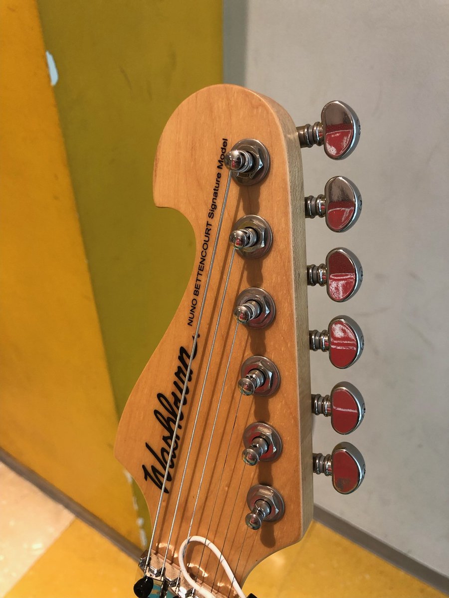 スタッフイチオシUSED】 WASHBURN N61が入荷しております。 ギター