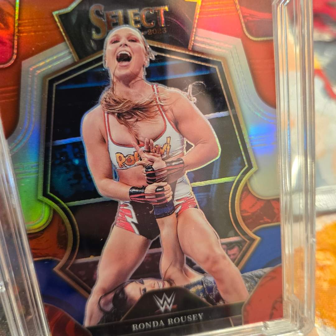 2023 Panini Select UFC Ronda Rousey Premiere Level #135 Red, Blue, White CGA 9.5
#tradingcards #rondarousey #PaniniSelect