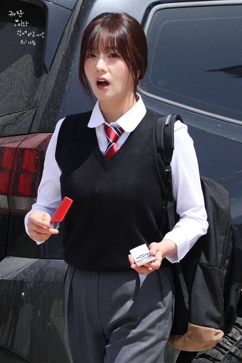 8h_13m's tweet photo. 240418 아는형님 #에이핑크 #윤보미 (@Apinkbm) Preview🌟 https://t.co/xlNtiIDEL8