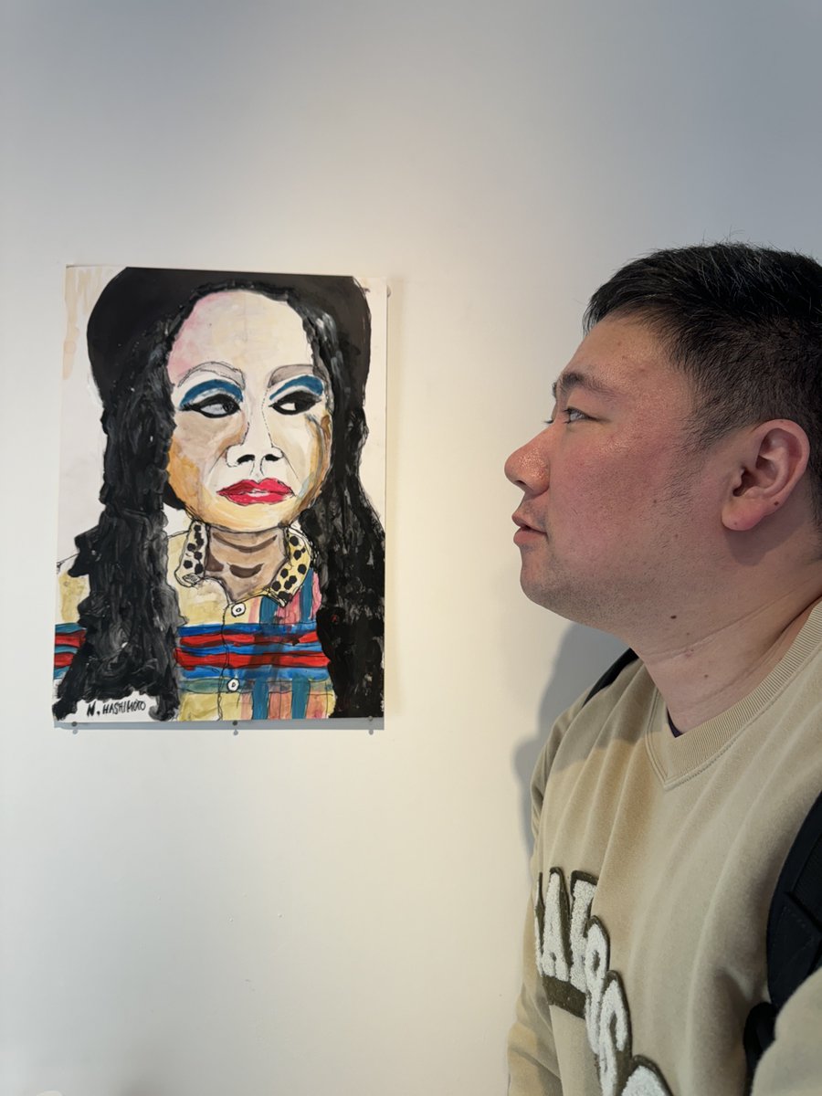 お陰様でええ感じ展無事終了となりました〜大盛況沢山のご来場ありがとうございましたぁ〜関わってくれた全ての方に感謝🥲🫂この4日間前後の記録的ドキュメンタリー的なモノをこのチャンネルで流したいと思いますのでお楽しみに‼︎ではまた、vo.l 2を！？お楽しみに〜😅