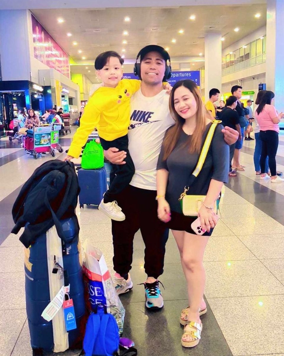 Touchdown in the Philippines! ✈️ ‘Dragonfly’ Ferdinand just arrived home for a nice vacation with his family! Enjoy the precious times! ❤️ #familytime #vacationvibes #inlandshipping #axxazmarine #axxazfamily #axxazcrew