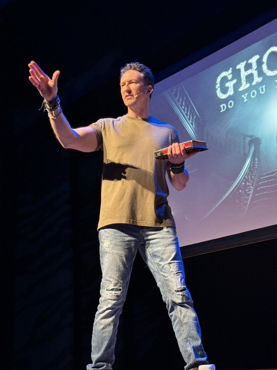 Had the pleasure of seeing @dustinpari on the ‘Ghosts: Do You Believe’ tour at a cool venue in Columbus tonight. It was interesting, engaging, informative and FUN. His supporting staff did an amazing job, as well. Catch a show near you! @ghoststour GhostsDoYouBelieve.com
