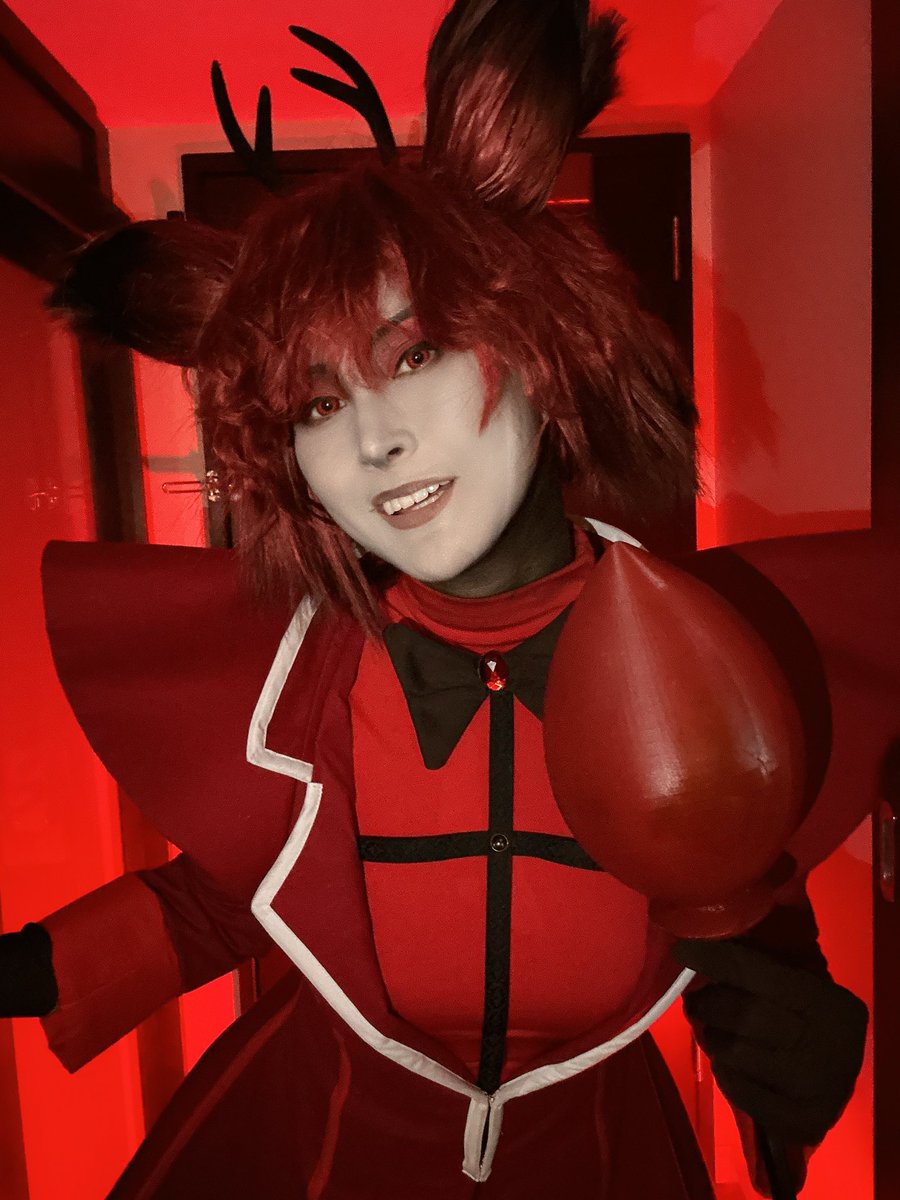 SinastriCosplay's tweet photo. I never posted this here, did I 🫣🫡 https://t.co/T3IrWIzafC