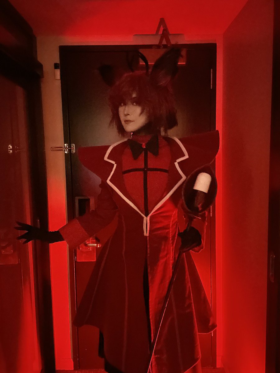 SinastriCosplay's tweet photo. I never posted this here, did I 🫣🫡 https://t.co/T3IrWIzafC