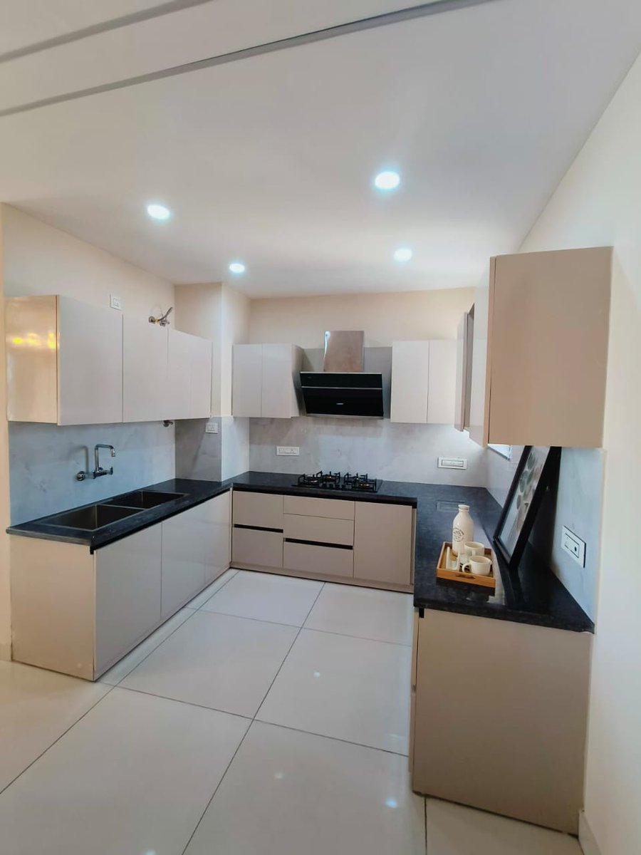 IAMNegi_'s tweet photo. 🏡Ultra Luxury 3BHK Builder floor with lift near #Chandigarh on PR-7 road, Prisma city Greater Mohali.

More info call/WA - 9877817921

#property #mohali #kharar #luxury #investment #realestate https://t.co/jTDjKRQsDu