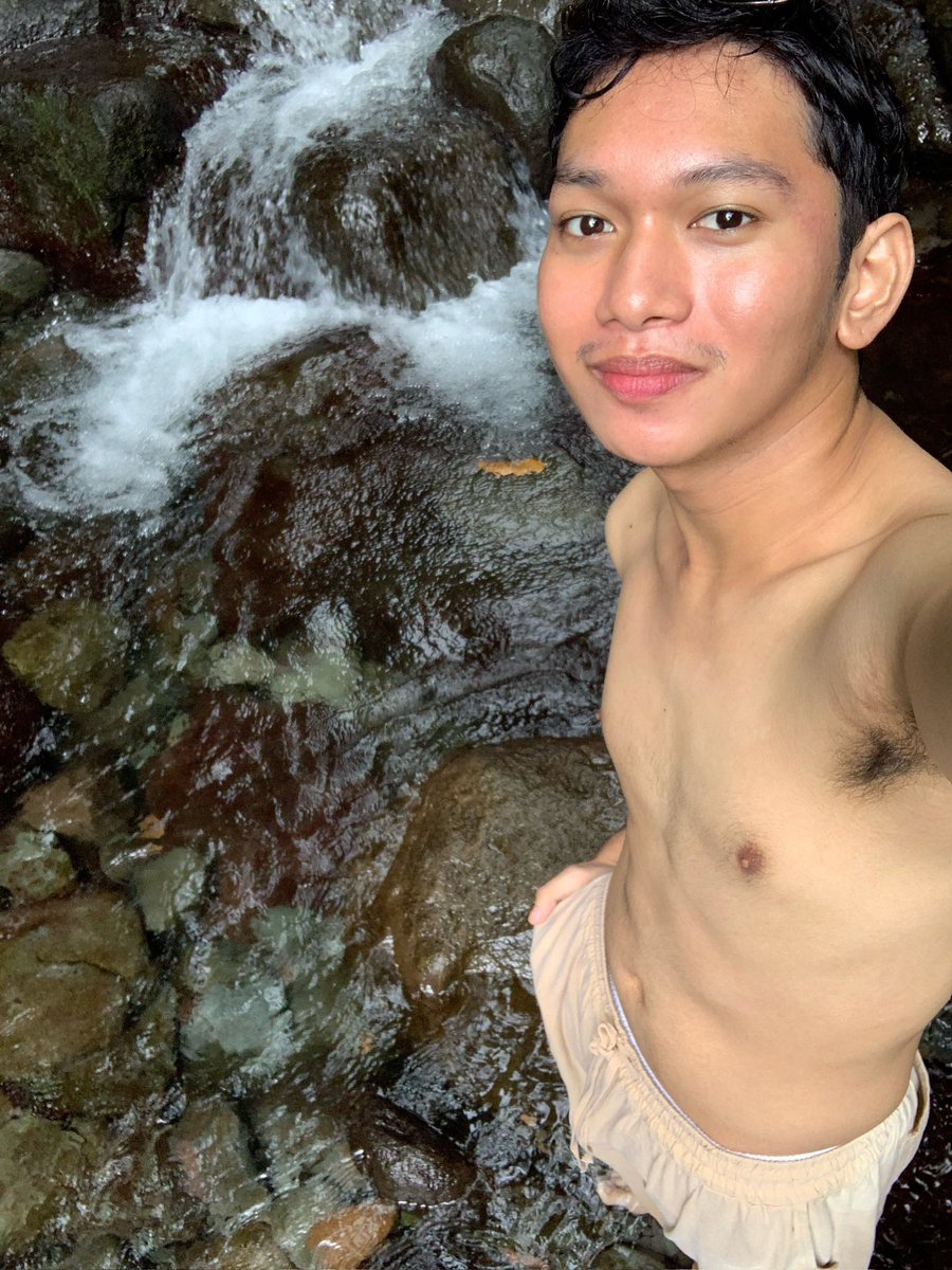 janloxvi's tweet photo. don't go chasin' waterfalls https://t.co/9c4BzAfhjP