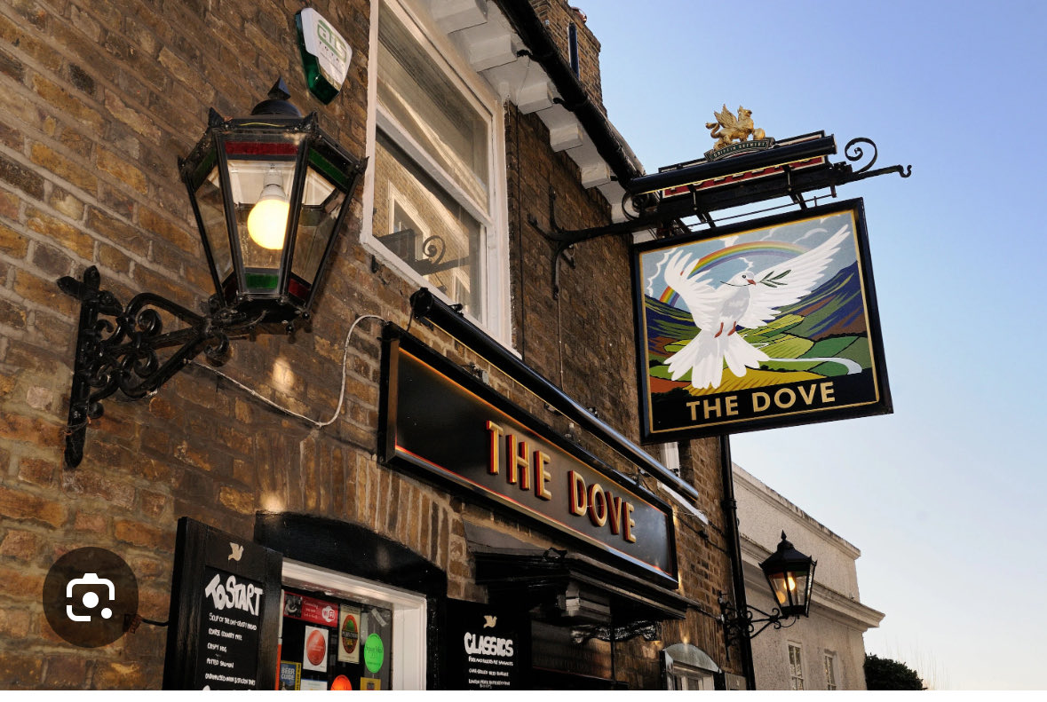 Meeting place for city fans going to Wembley