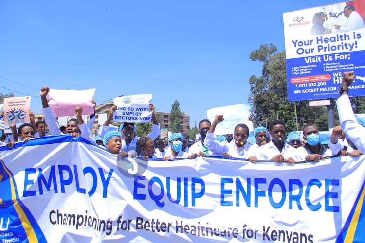 The High Court yesterday ordered doctors to report back to work to handle emergency cases pending the outcome of their union's negotiations with the government. #MikeAndKingangi