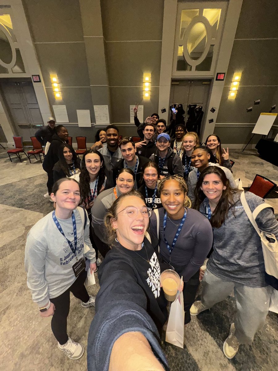 bderecha3's tweet photo. “Be the match that sets people’s potential on fire.”

Student Athlete Leadership Forum was 🔥 and I’m so grateful to have been a small part in making a big difference in the lives of others. The future is bright 🕯️🖤
#SALF24BLACK #NCAALearnLead https://t.co/hzNB1TRMDM