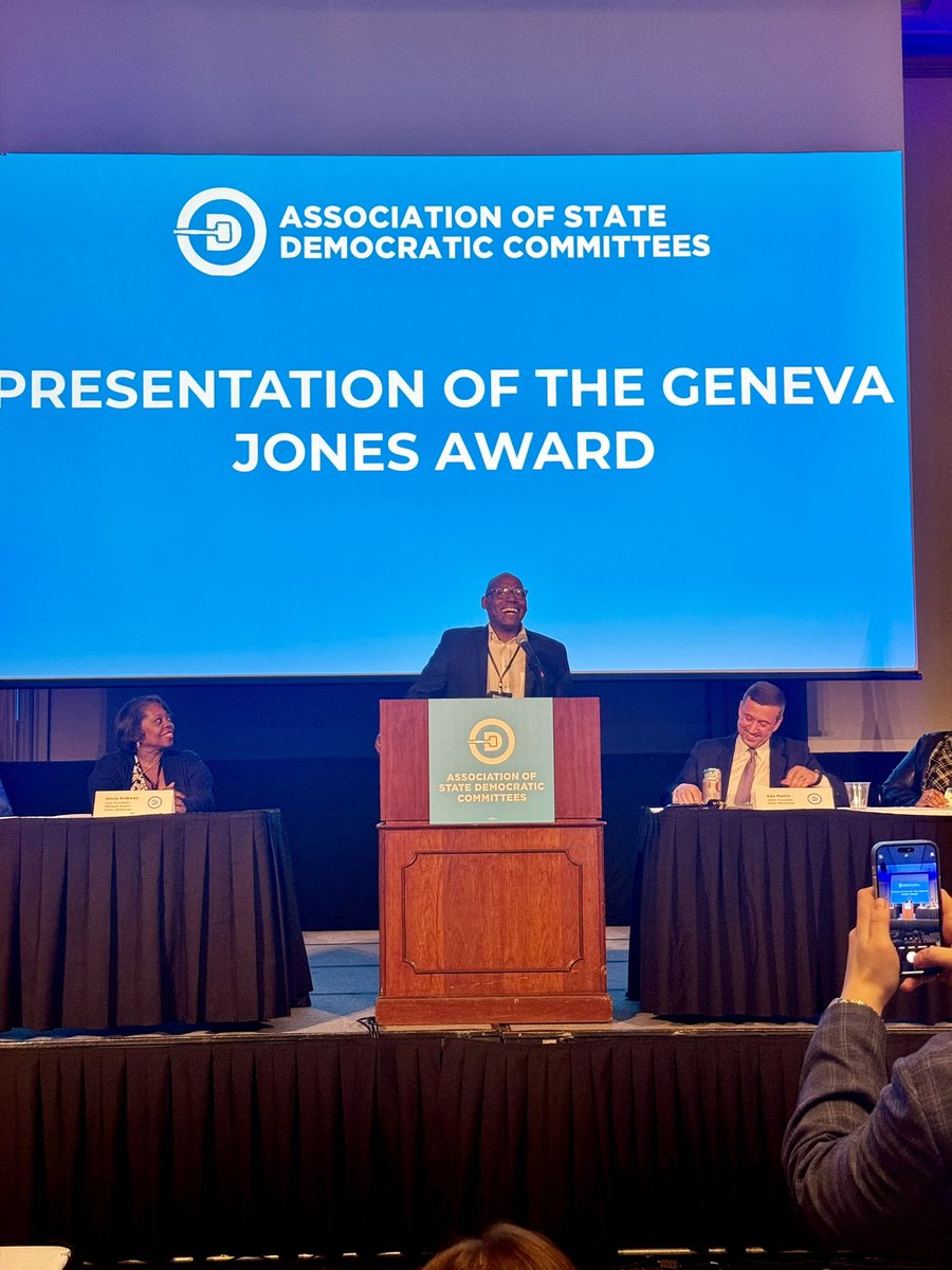 This evening ASDC President @kenmartin73 presented our 2024 Geneva Jones Service & Leadership Award to a good friend + true servant leader @colmonelridgeky, Chair of @KyDems. Thank you, Chair Eldridge, for all you do to support State Democratic Parties + honor Geneva’s legacy.