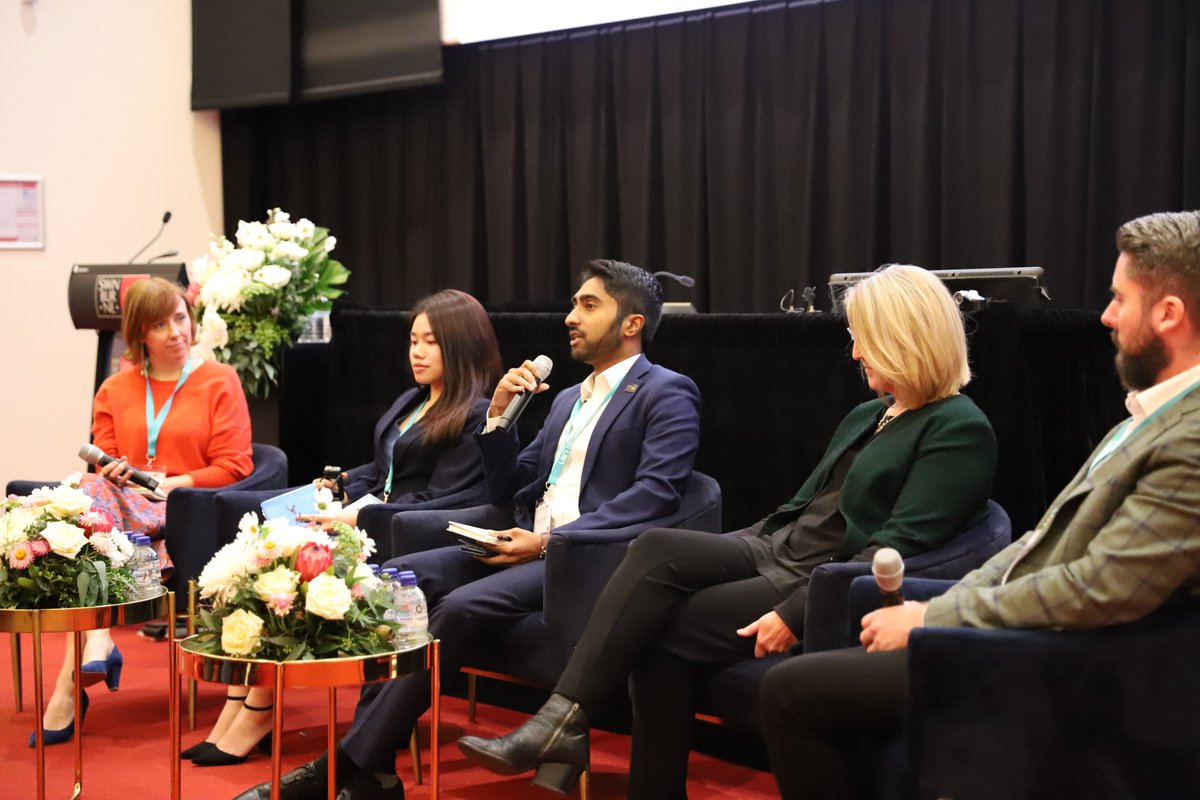 Swinburne University of Technology tweet media