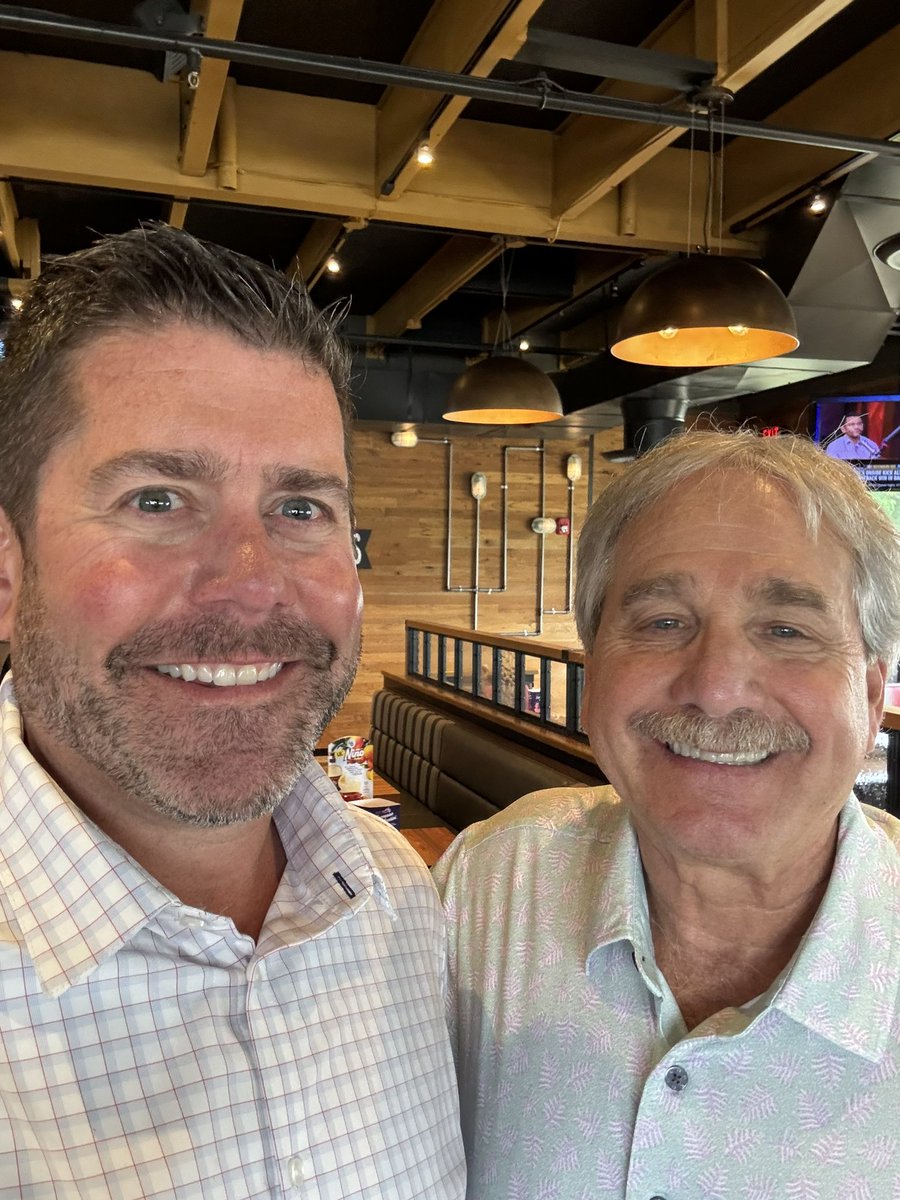 Always special grabbing lunch with Doug Brooks at 🌶️’s! He’s DF1! I’m DF2. Such a blast talking about the 🌶️’s history as well as our future. He’s the best. 
#chilislove