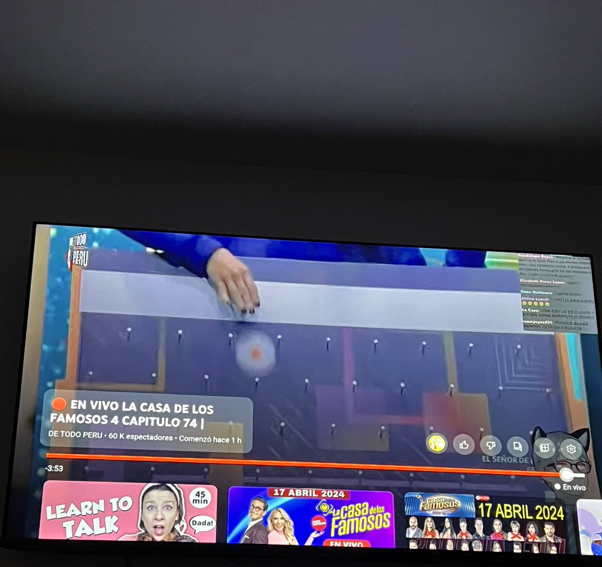 _gabsmichelle's tweet photo. @LaJefaTLMD @LaJefaTLMD y esto? A Alana le llamó la atención y todos los demás estaba tirando de arriba menos Patricia. Es ciega o se hace? https://t.co/KF29DeYnme