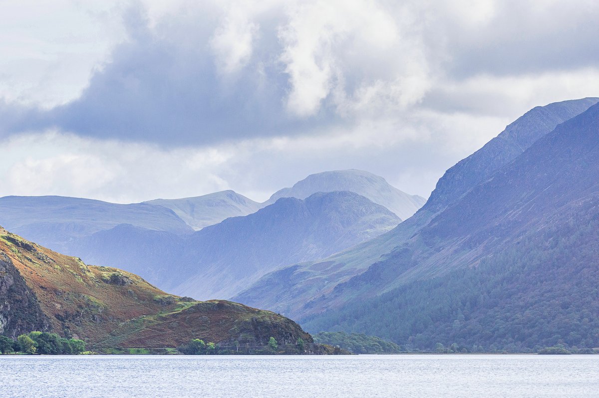 Lake District Landscape Photography - Crummock Water - Buttermere tuppu.net/3da49a57 #uk #lakedistrictphotography #lakedistrictgifts #homedecor #birthdaycard #uklakes #visitcumbria #greetingscard #photography #lakedistrict