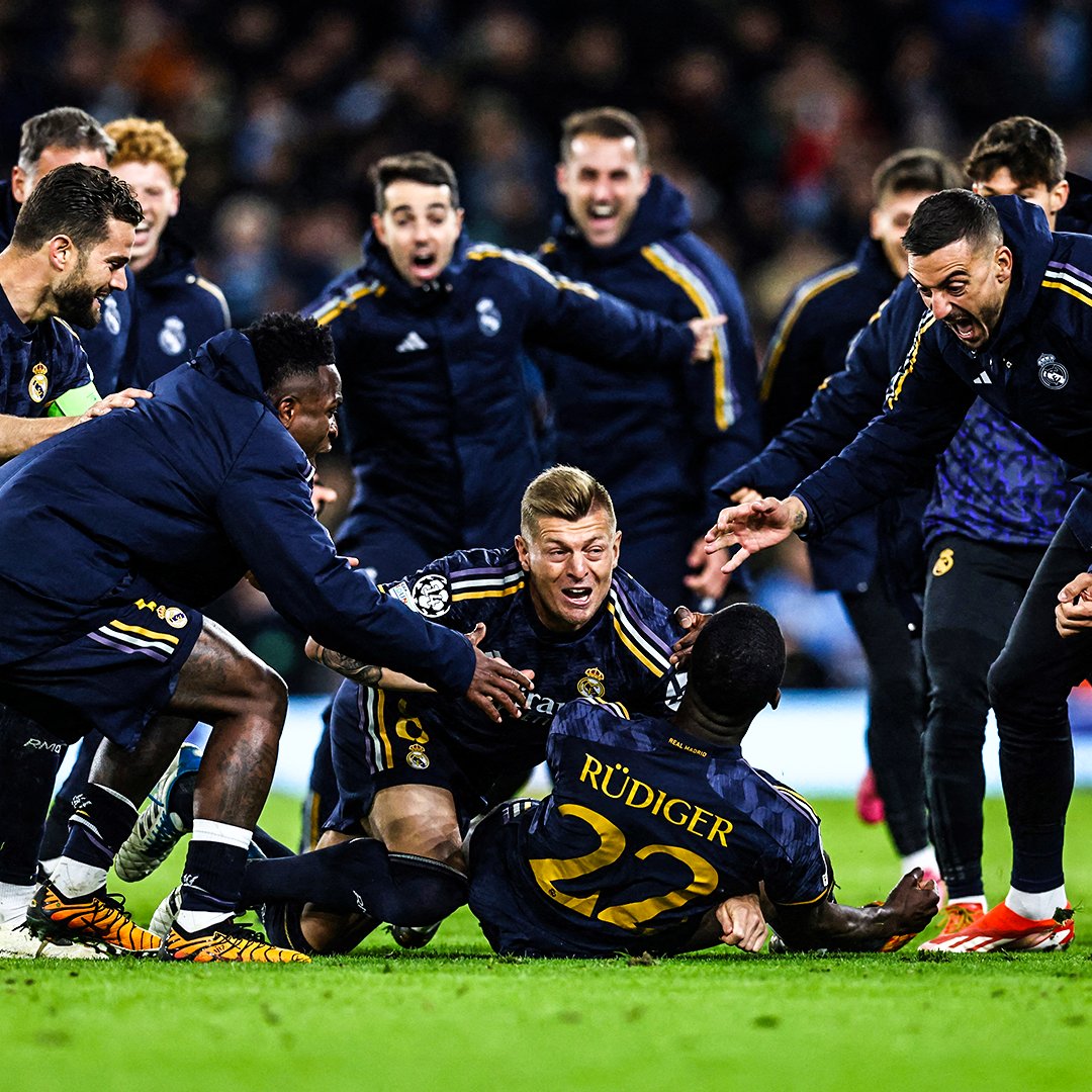 SSKazmi_'s tweet photo. Hoo!
Nothing could be said about the game that can define what happened out there. The game made Players, Managers, and Fans exhausted, drained every bit of energy from them. This is outrageous, This is classic, This is Football Heritage.
One of the best fixture in UCL history. https://t.co/11mqlPYKFC