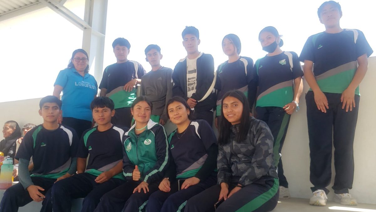 ConalepTemoaya's tweet photo. Felicitamos a los estudiantes que participaron en el torneo regional Temoaya 2024 y en especial a las estudiantes que obtuvieron el primer  y tercer  lugar en la disciplina de atletismo
Su esfuerzo, dedicación y perseverancia las han llevado  a la victoria
#ApasionadamenteCONALEP https://t.co/LHda4ADnEw