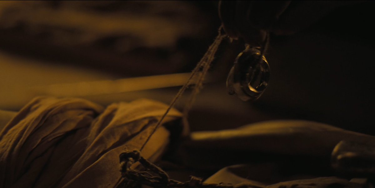 dunehast's tweet photo. The thing I like most about the Dune films is that they subtly include intricate parts of Franks work in quick shots. You don't "need" to know what 'Water Rings' are to enjoy the movie, but if you do – adds an extra layer to your experience.

I hope Oscar voters recognize this. https://t.co/gisHqq7tsx