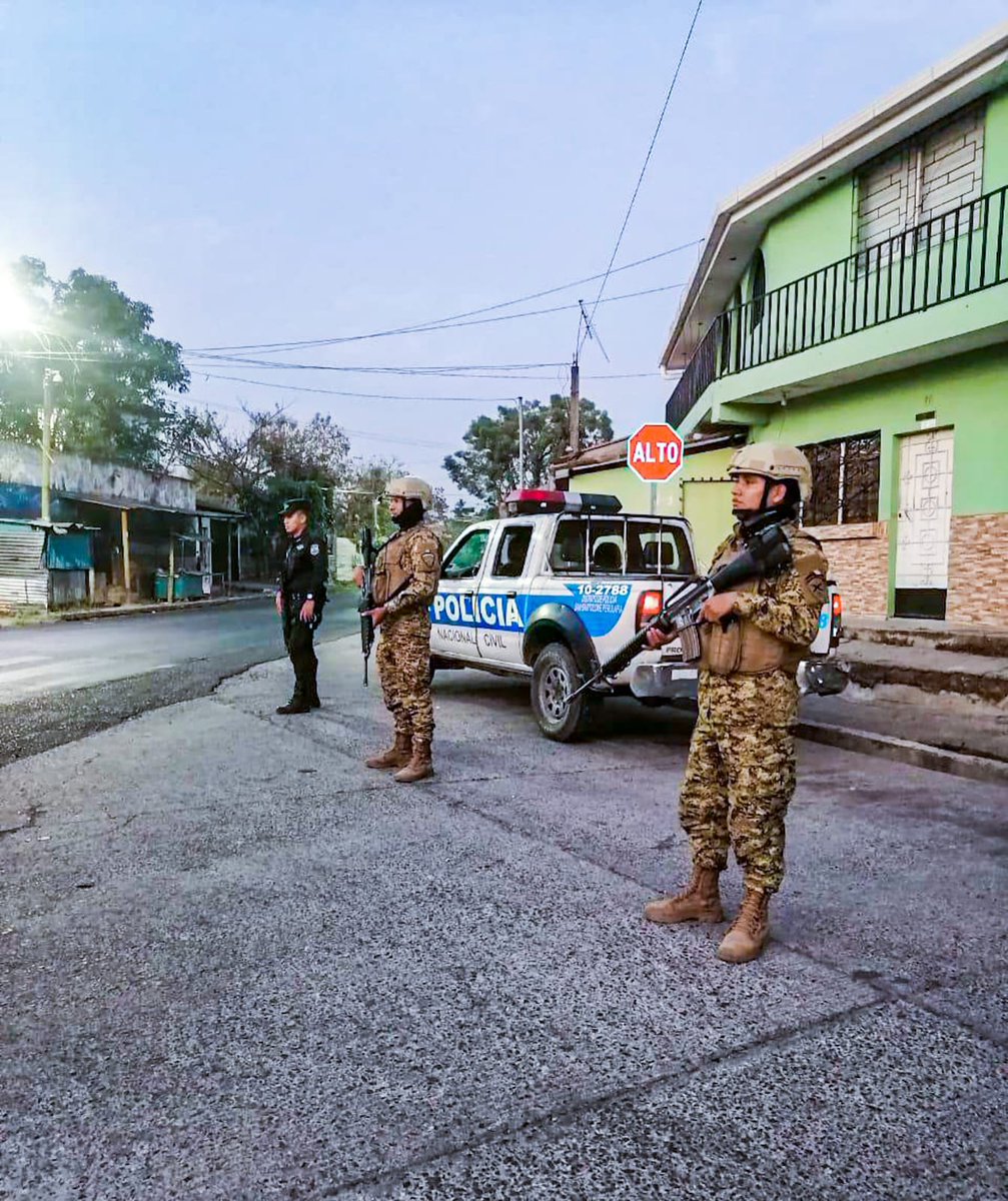 Con el trabajo articulado seguimos llevando a la población tranquilidad y seguridad. 

#PlanControlTerritorial