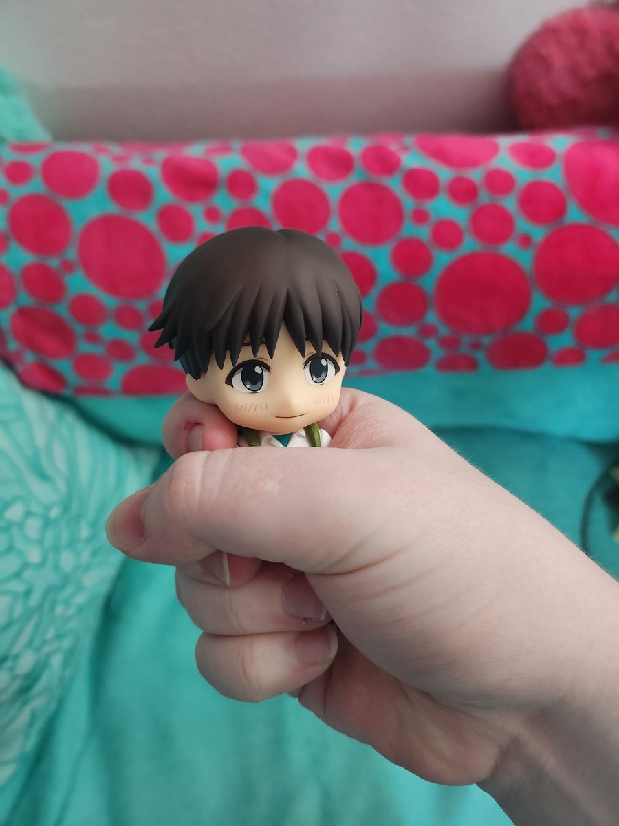 NEW NENDOROID SHINJI PLAYIN HIS BIG FIDDLE 🎻💕