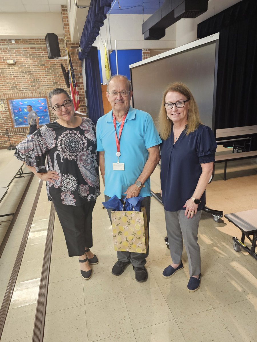 yeager_ccisd's tweet photo. Because our Tiger Team was so busy in March, we are celebrating our February and March Employees of the Month, together! Please help us congratulate our February EOM, Mr. Valdez, and our March EOM, Mrs. Becker! #ccisdstrongertogether #WeAreYeager https://t.co/NCPGNbX2me