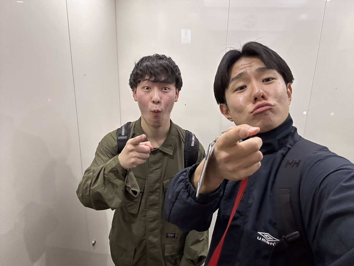 moshibro2's tweet photo. えーー、今回も？ラヴィットでけん玉リベンジならずでした。あれ、本当に威力半端ないんですね。(まじで割れたかと思った

あと出演者の皆さんのアドリブ力に驚きでした。さすがです、、！

#ラヴィット #けん玉 #TBS  #16番 #紅白 #ビリビリいす #tbs_loveit https://t.co/hbZk0ZI9mS
