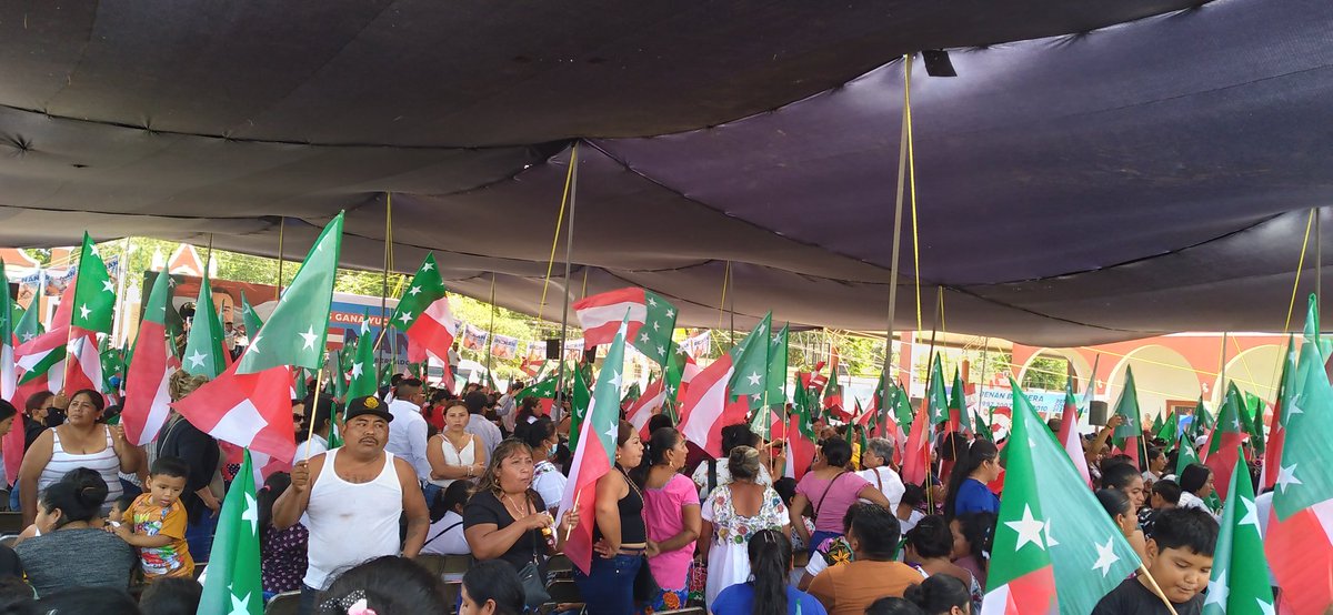 abuma's tweet photo. #UnidosGanaYucatán @RenanBarrera https://t.co/ZCeeIkM7KE
