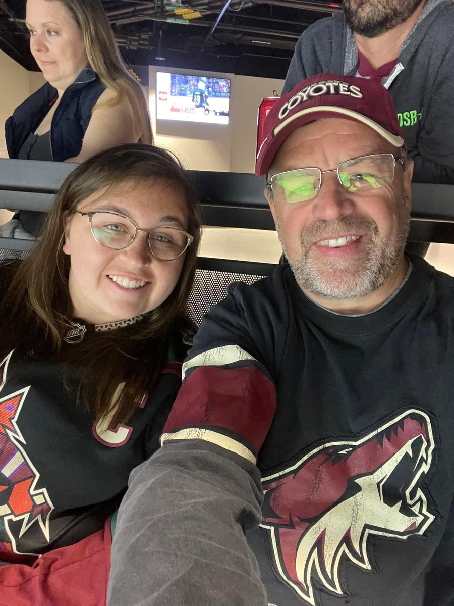 Kaci_Demarest's tweet photo. The @ArizonaCoyotes introduced me to some of my favorite people and gave me some of the best memories over the years— from growing up as a fan and going to games with my dad to working on the social squad. 

Hockey belongs in the desert. 🏜️ https://t.co/912XVPwwML