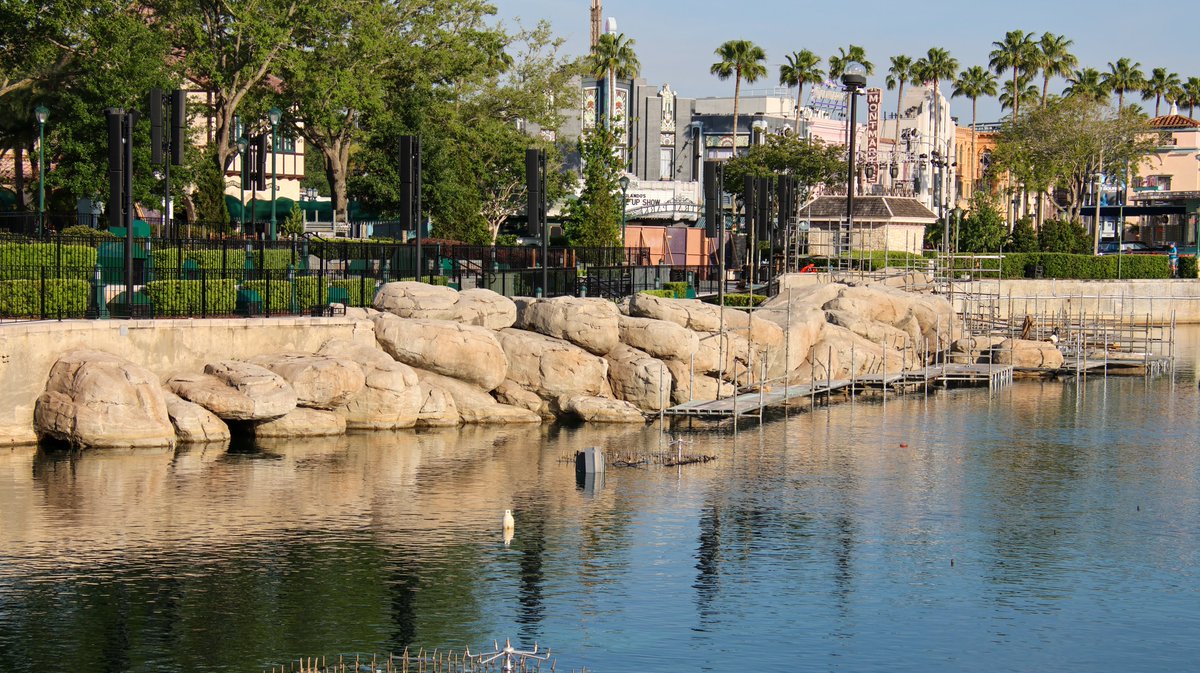 Current extent of scaffolding for refurbishing rock work that fronts the viewing area of the Universal lagoon show.