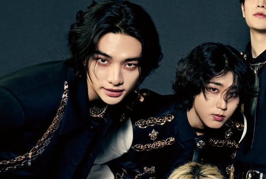 Oh they didn't come to play WELL OKAY PURE BLOODED NOBLE VAMPIRES HYUNSUNG