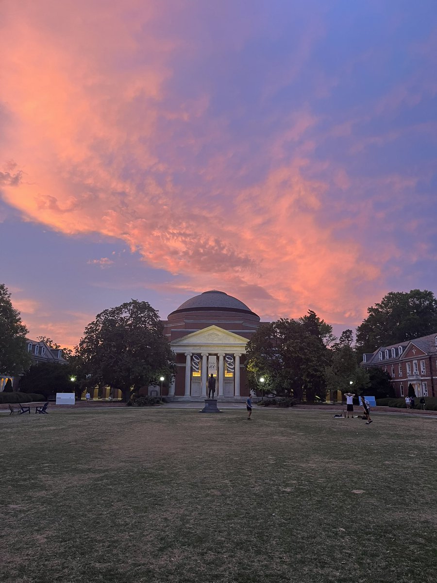 beautiful sunset on both campuses 🥰