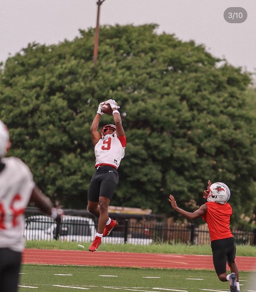 rodfa6ix's tweet photo. Ready for Spring 
@JColemanFB @Coach_Horn24 @CoachChrisLee2 @CoachFinn_ @SKYLINEfb https://t.co/7LYcgDJuo8