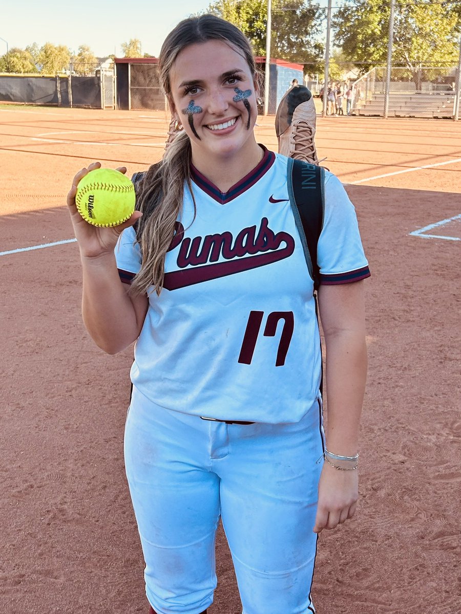 AvaMoynihan2026's tweet photo. Another total team effort against one of our arch rivals. Here are a couple of my highlights:
@MeanGreenSB
@CSUB_Softball
@UCSBSoftball
@TerrierSoftball
@LBSUSoftball https://t.co/IpRnk9KeTm