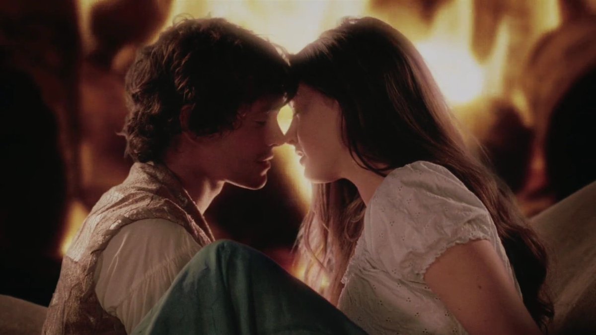 hugh-dancy-and-anne-hathaway-in-ella-enchanted