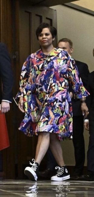 HoCfashun's tweet photo. I asked young people what they think of @MarciIen’s fit for #Budget2024. They used words like 
“Peacock”
“Grandma’s Table Cloth”
and 
“Yikes” https://t.co/es5U3jWWiI