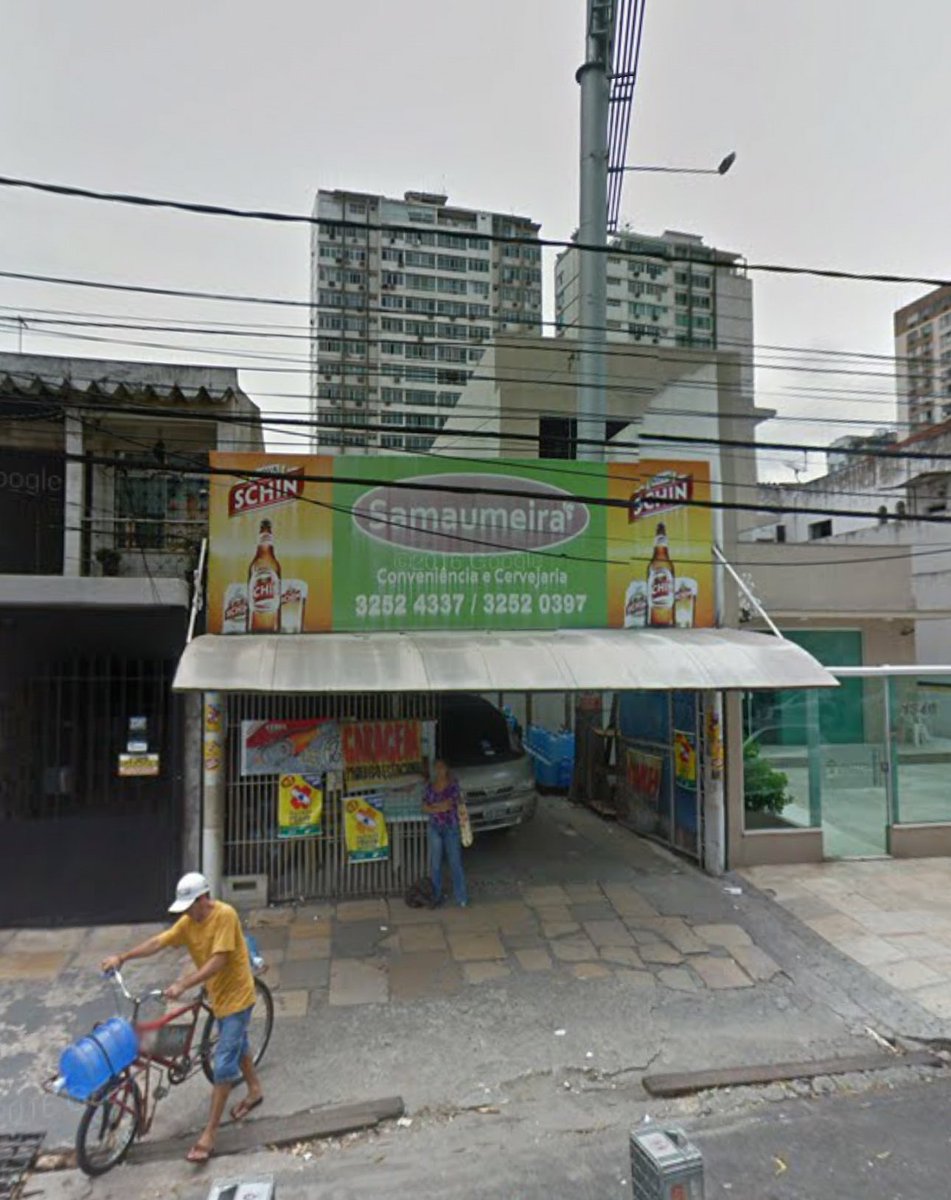 miltinhus's tweet photo. Bar Samaúma - Nazaré 

Atendendo aos pedidos, eis-me aqui falando desse lugar que só de pensar causa arrepios (para o bem e para o mal!) em várias pessoas desse site. Os relatos vão desde caso sobrenaturais até ataques de ratos.
Uma antitetânica antes e uma depois, viu, galera?! https://t.co/OO0HTgQS3f