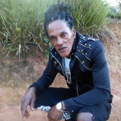 JahJah_cool's tweet photo. Den nuh muss https://t.co/xzw0wj4NNM