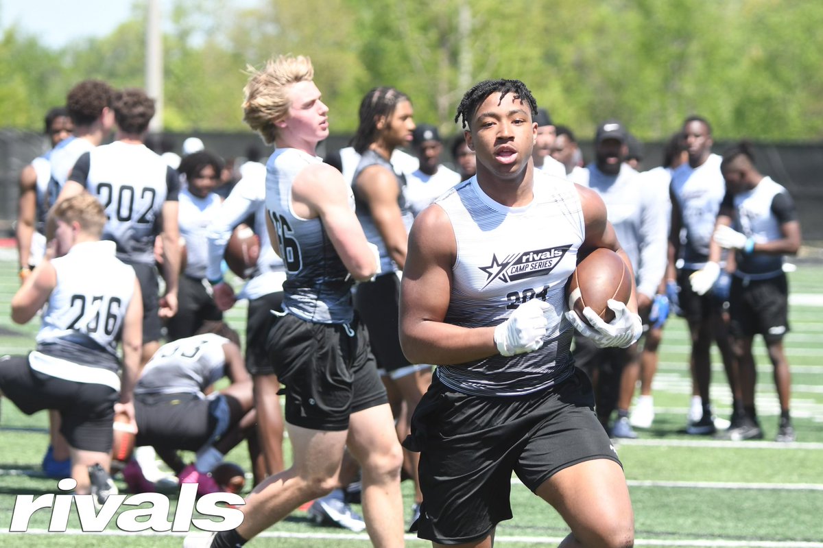 A few action shots from my time at the Rivals camp in Charlotte! Waiting on clips to drop soon…. @RivalsCamp @WillVapreps @RivalsWardlaw @TheJuiceOnline @andrejones1185 @BWHSFootball @LocoHSFB