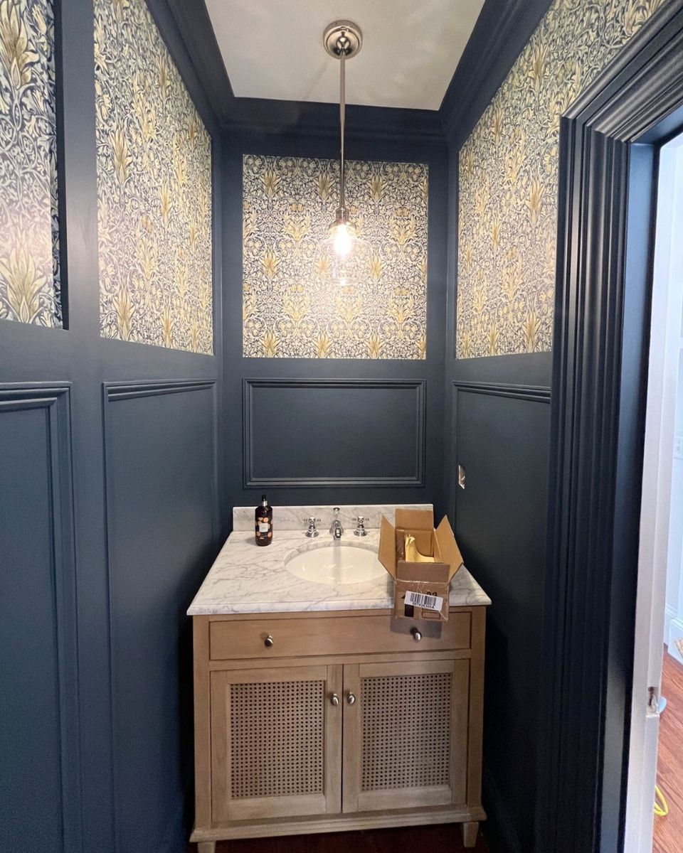 We’re wrapping up our renovation in the historic home where we created a primary suite out of a chopped-up floor plan and remodeled a powder room. The intricate millwork throughout – both restored and replicated – is absolutely stunning.
#BuiltByPhilbrook #CapeCodBuilder