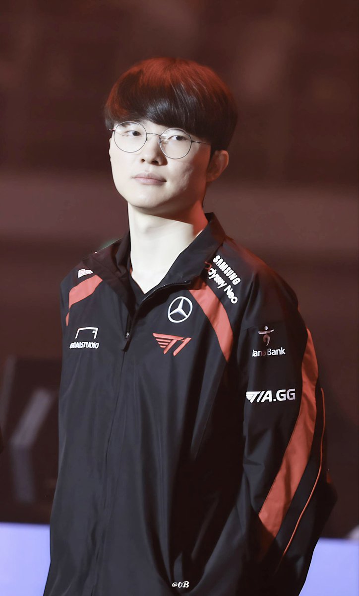 240413 T1 vs HLE 

He looks very gentle.

#Faker #페이커 #이상혁