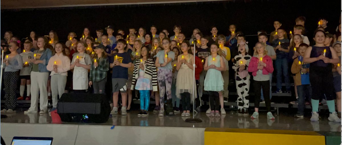WM_Saline's tweet photo. A fabulous performance by our 3rd graders! Thank you to Kelly Behnke for all of your time and talent! It was incredible! Photo credit to @LauraPerry25! If you have any confetti pictures, we would love to see them :) #wmlearn #sascompass https://t.co/6u9nal1oBM