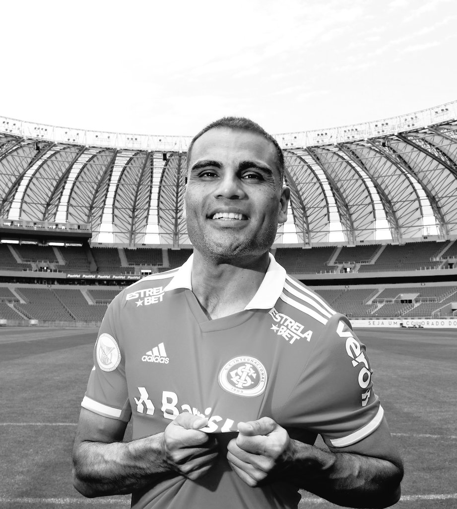 brasileiraoopre's tweet photo. 🇦🇹 | 🚨 URGENTE

Gabriel mercado está preso por sequestro de menor, O jogador teria guardado Endrick de 16 anos em seu bolso e não tirado mais. https://t.co/SkSg1YRO4U