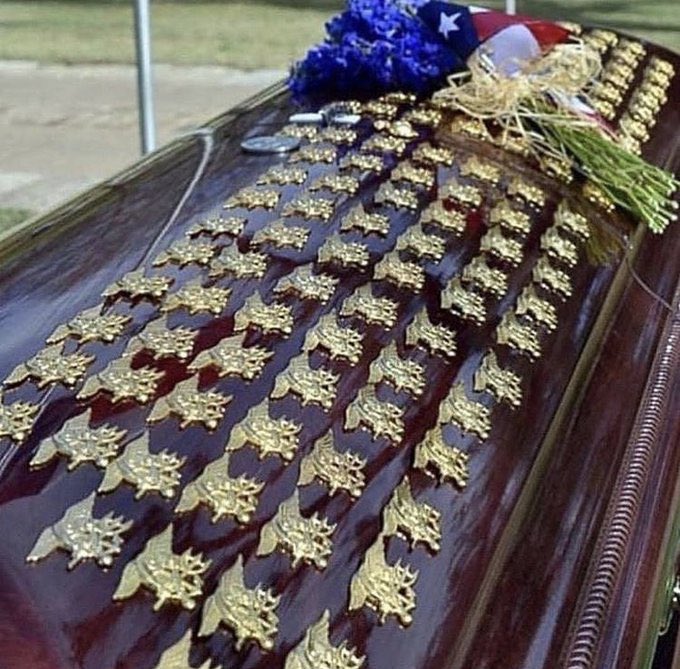 Can you name whose coffin is that?