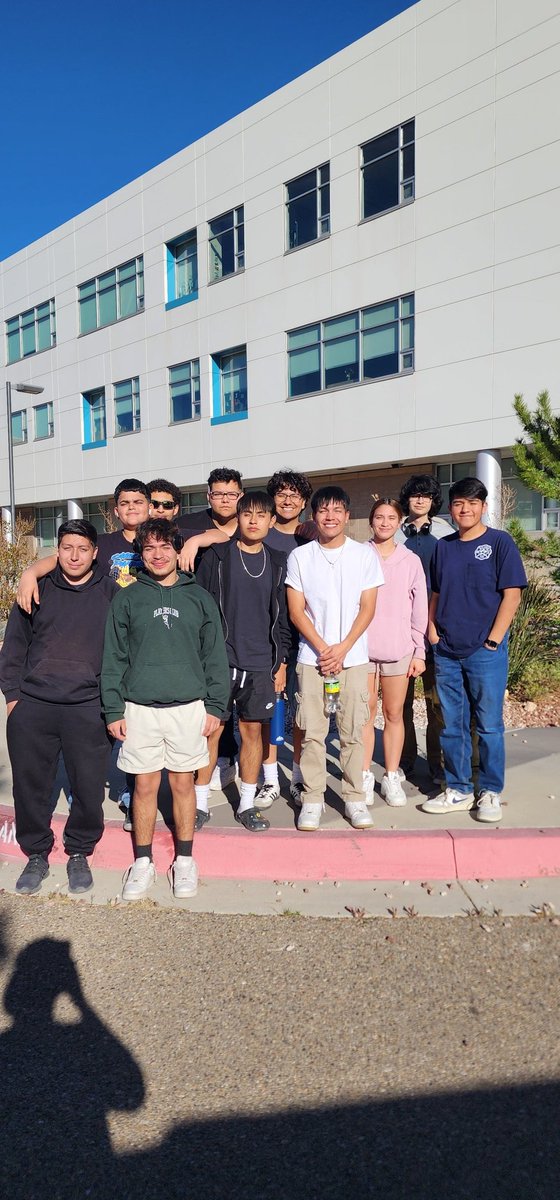 Got to hang out at <a href="/DelNorteESPORTS/">marta</a> today! Thanks for having us! Good luck tomorrow!