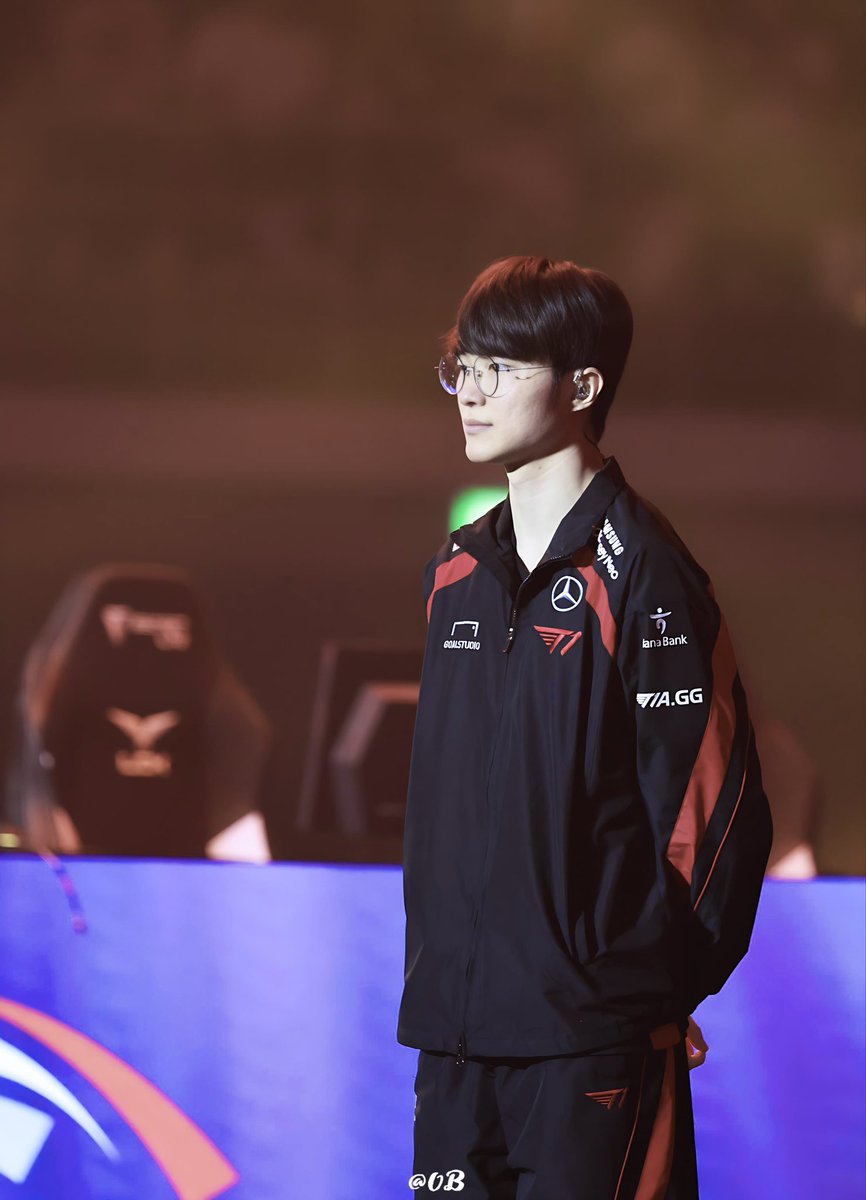 240413 T1 vs HLE 

Emperors never die👑

#Faker #페이커 #이상혁