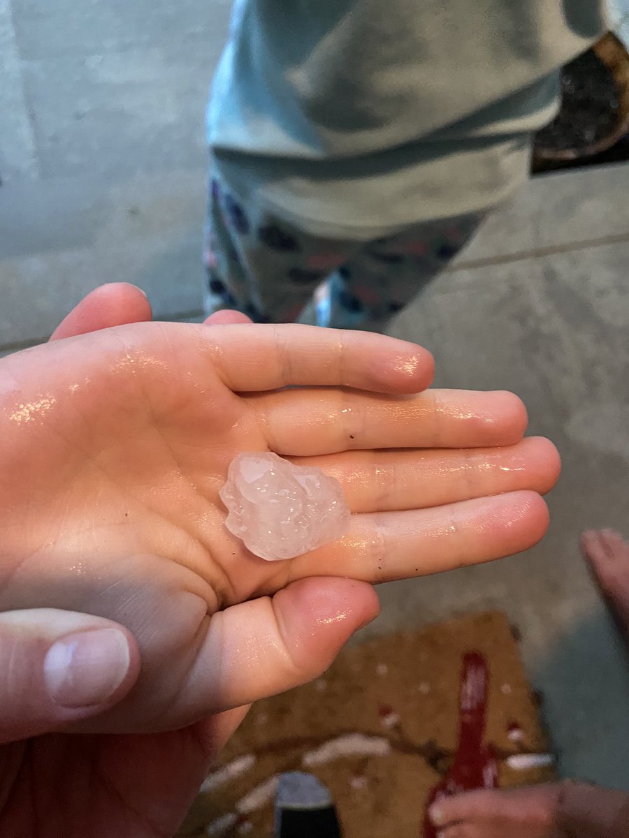 megdog00's tweet photo. @NWSILN Lancaster ! https://t.co/xXq4vAFeA0