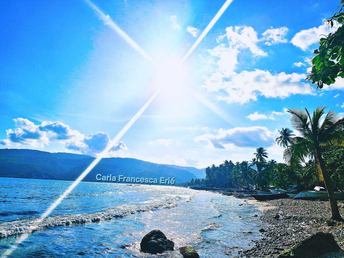 Francescilia's tweet photo. #Jacmel #LakouNouyòk #Jakmel #Haiti #HaitiTours #TourismeHaiti 
@CiviqueEtmoral @haytiens https://t.co/LZWYeMNDHe